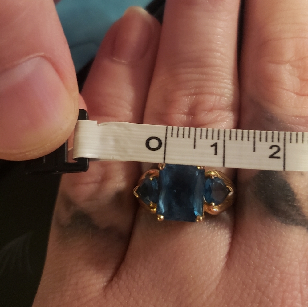 Solid14k gold blue topaz three stone ring vintage - Picture 5 of 6
